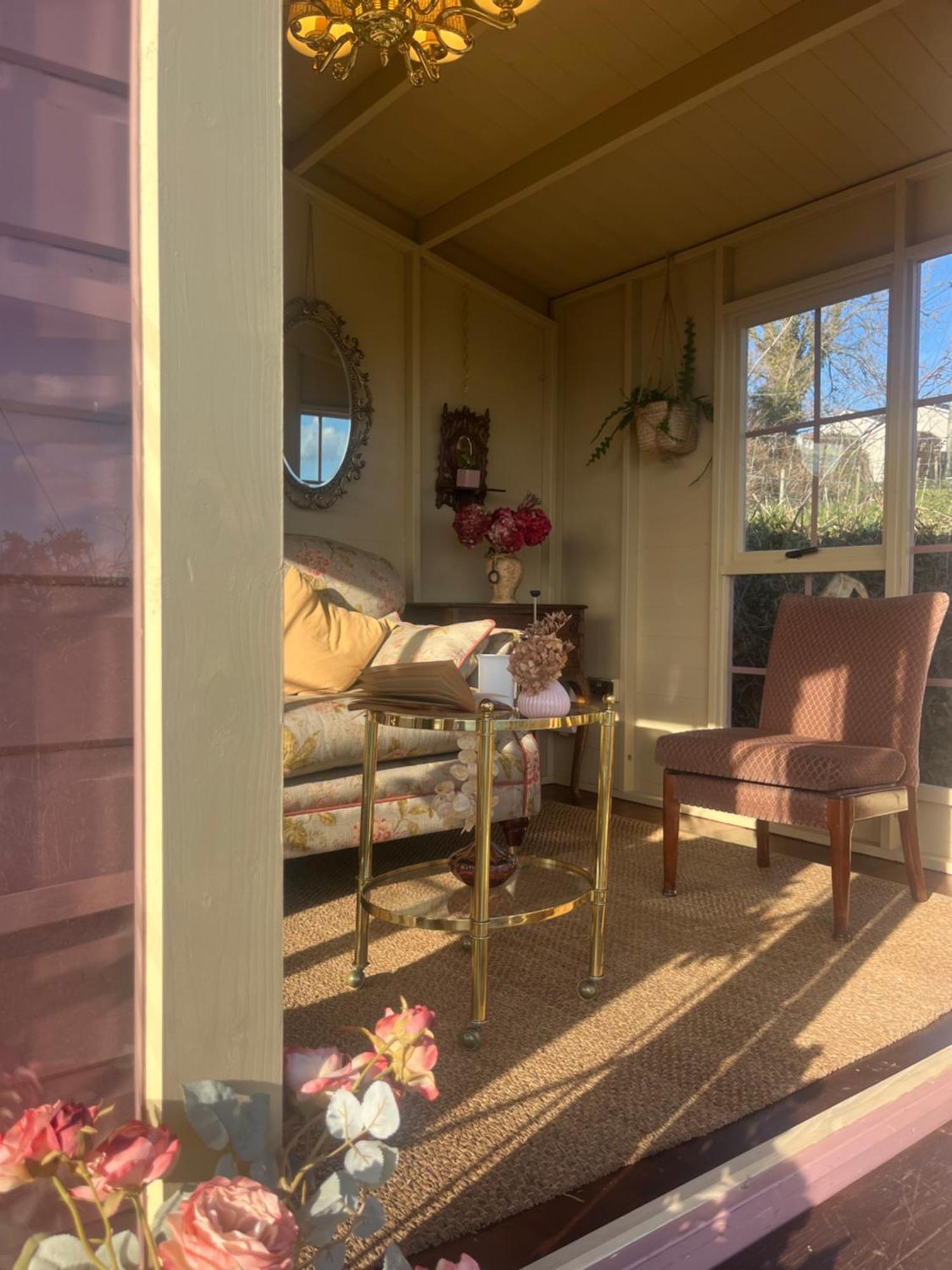 The Pink Cottage Upstairs Suite & Garden Summer Room Whitehead Bagian luar foto
